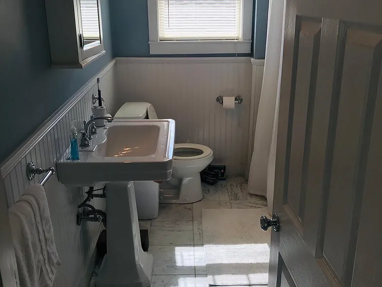 404 River Ave — Photo 7
