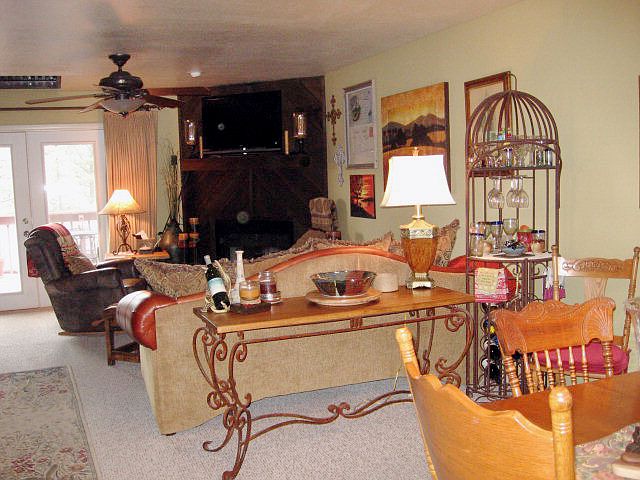 1st image of 604 White Mountain Dr Unit 105