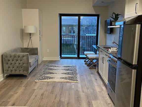 4th image of 730 Leonard St NW #204
