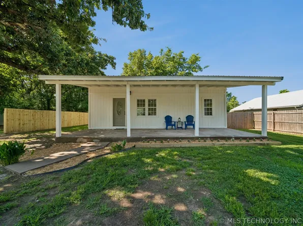 137 W Cheyenne Ave, Vinita, OK 74301