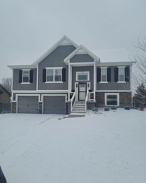 1st image of 3233 N 123rd Ter