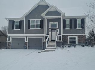 3233 N 123rd Ter, Kansas City, KS 66109