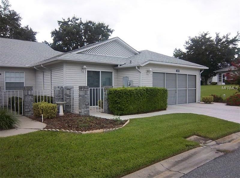 2nd image of 26060 Newcombe Cir