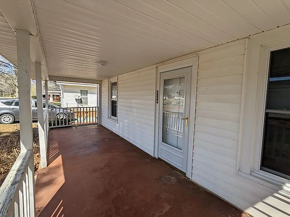 4th image of 324 Toomer Loop Rd