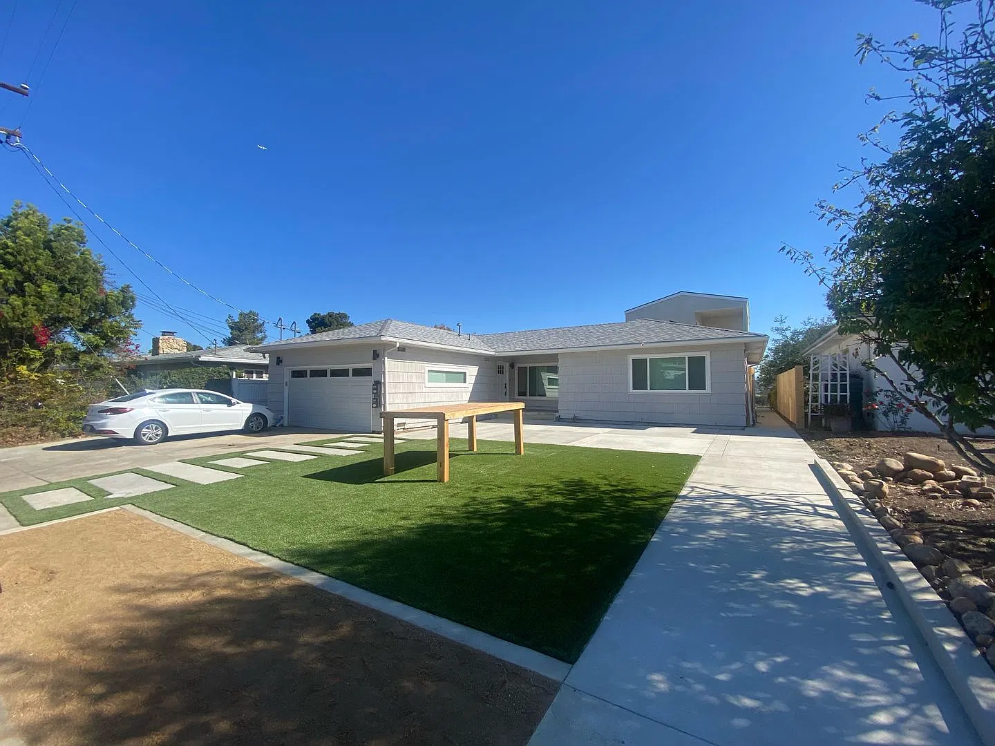 Large 4bd/2ba ! — Photo 2