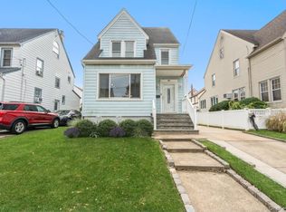 80 Munro Blvd, Valley Stream, NY