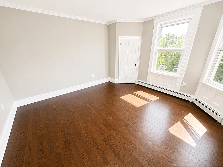 259 S 6th St #2 — Photo 8