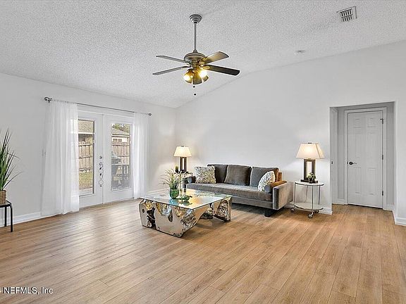 4th image of 12353 BUCKS HARBOR Drive S