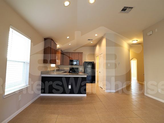 5th image of 24734 Lakecrest Village Dr