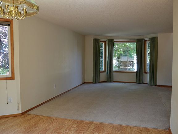 4th image of 8814 NE 26th Ave