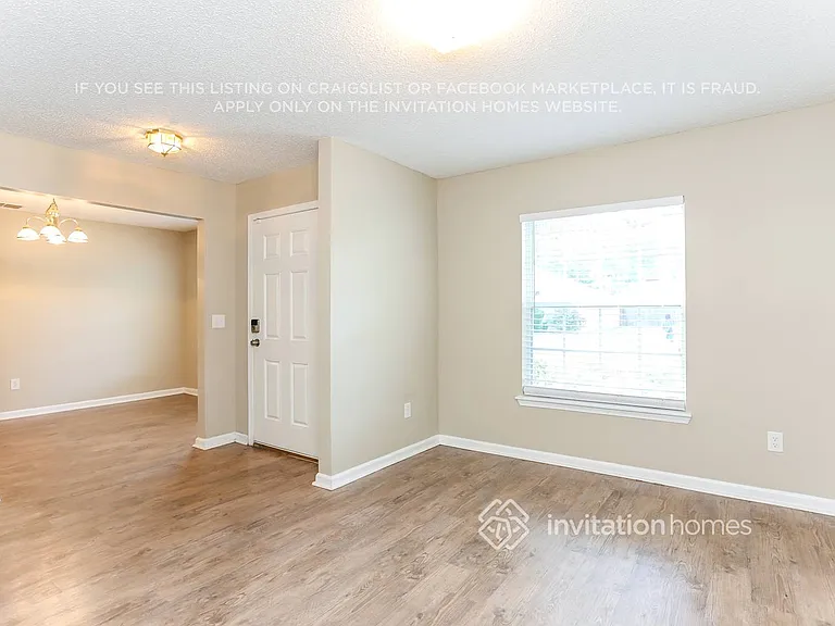 10939 Apple Blossom Trl E — Photo 4