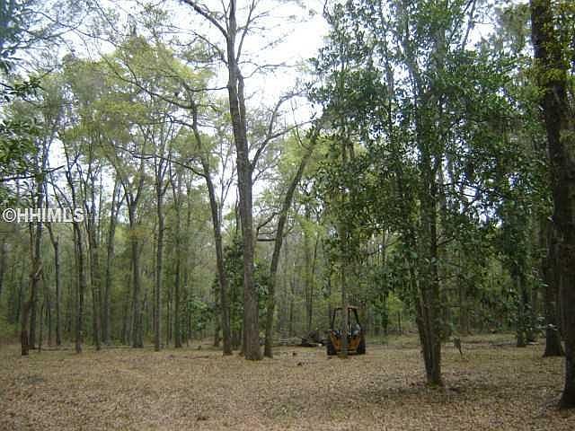 2nd image of 2 Bailey Ln