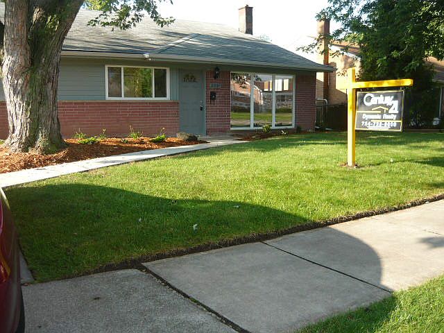 1st image of 31037 Gladys Ave
