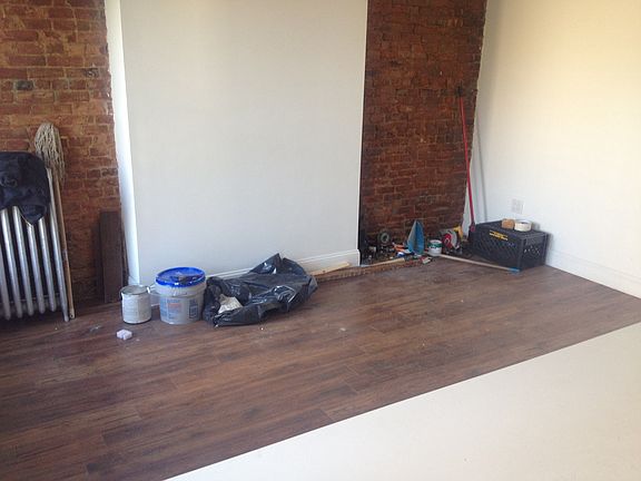 4th image of 165 Tompkins Ave APT 3