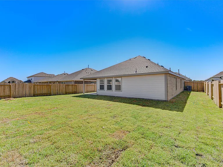 5023 Lavaridge Ln — Photo 13
