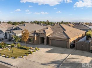 9713 Blountsville Dr, Bakersfield, CA 93311