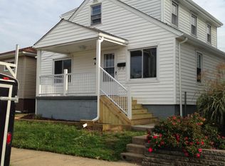 227 W 40th St, Shadyside, OH
