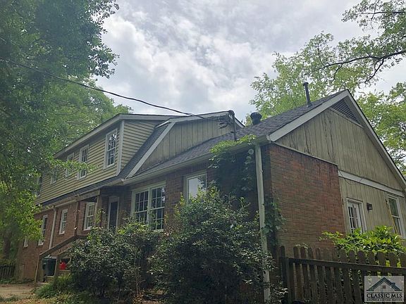 4th image of 1421 Springwood Dr NW