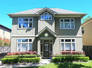 5208 Locust St, Bellaire, TX 77401