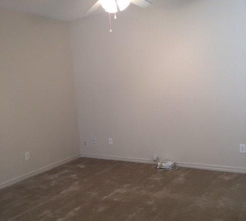 5th image of 33064-B Stables Dr