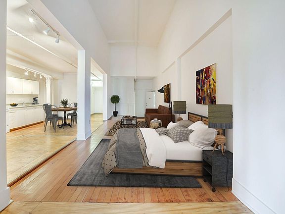 3rd image of 906 10th Ave #201