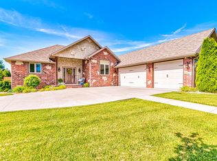 3764 W Broadmoor St, Springfield, MO 65807