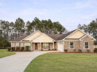 242 Canterberry Pl, Statesboro, GA 30458