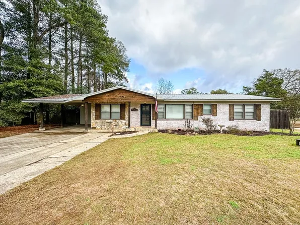 600 W Spring Ave, Geneva, AL 36340