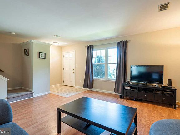 5th image of 1209 Timothy Ln