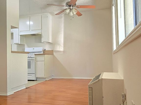 3rd image of 801 E Palmer Ave APT 106