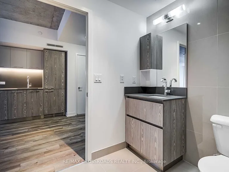 30 Baseball Pl #410 — Photo 11