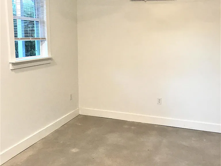 1115 Nolan St #2-2100 — Photo 4