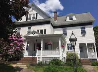 16 Maple Ave, Upton, MA 01568