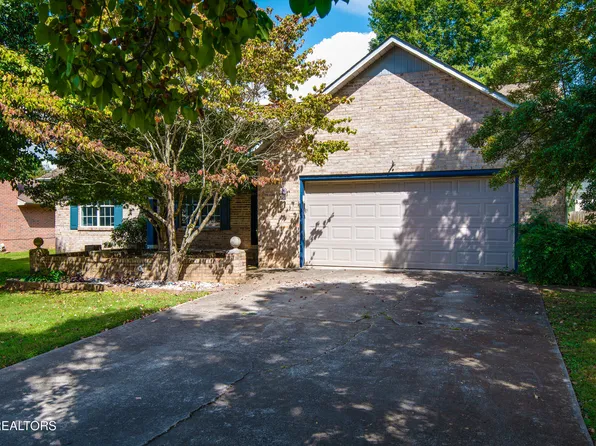 1516 Peabody Dr, Maryville, TN 37803