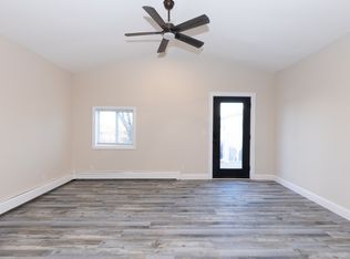 53 Lawrence St, Salem, MA 01970