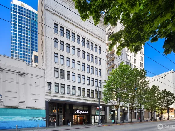 1519 3rd Avenue #504, Seattle, WA 98101