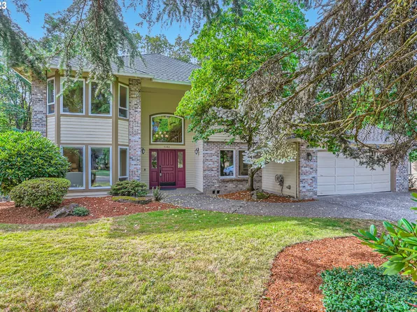 5382 Royal Oaks Dr, Lake Oswego, OR 97035