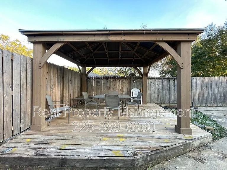 9536 Bermuda Ave — Photo 30