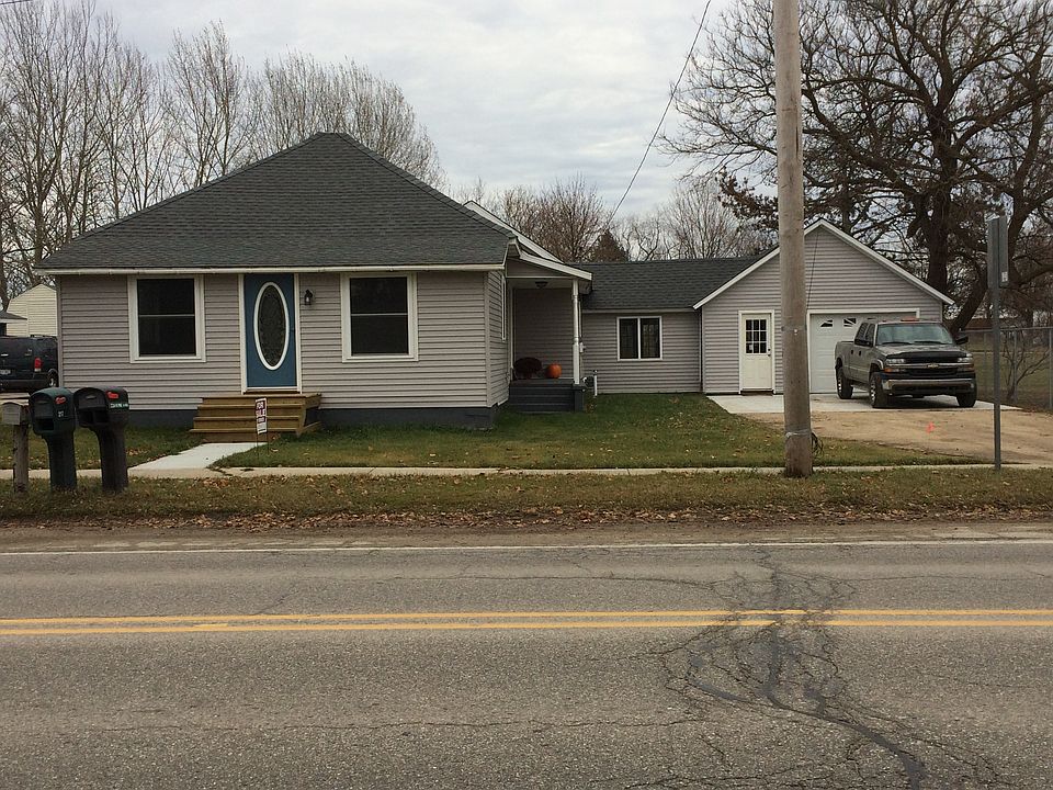 1st image of 230 N Pine St