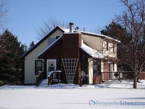 1st image of 25137 Vickers St NE