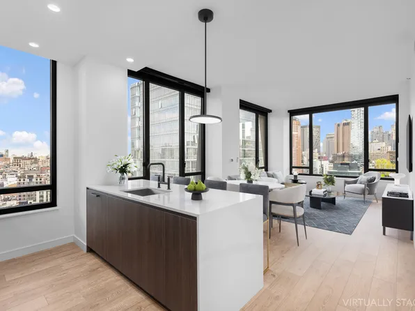 111 Varick Street image 1 of 14