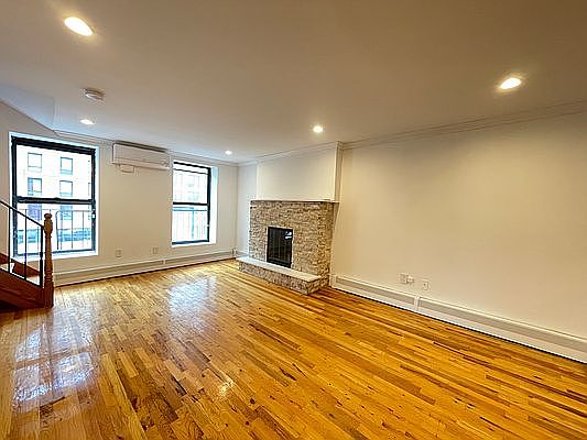 1st image of 556 4th Ave #3AA