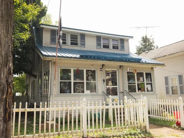 144 Wright St, Corry, PA 16407