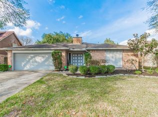 9910 Rippling Fields Dr, Houston, TX 77064