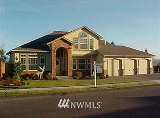 10121 183rd Ave E, Bonney Lake, WA 98390