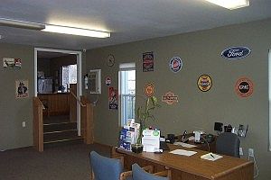 4th image of 406 W Miles Ave