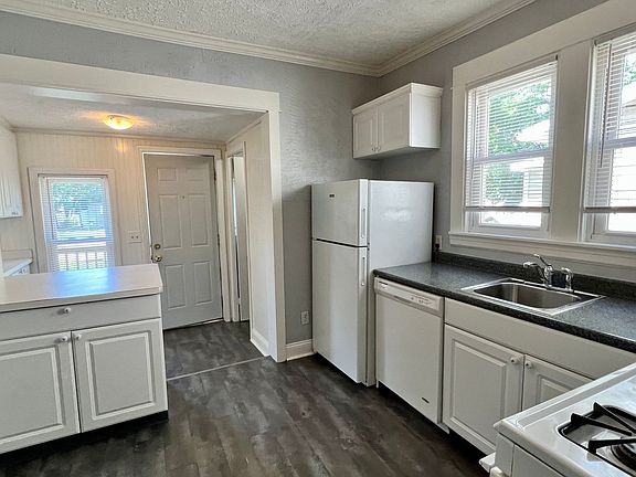 4th image of 1133 Muskegon Ave NW #2