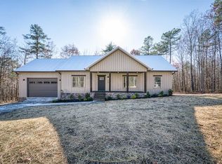 114 Creekview Ct, Jamestown, TN 38556