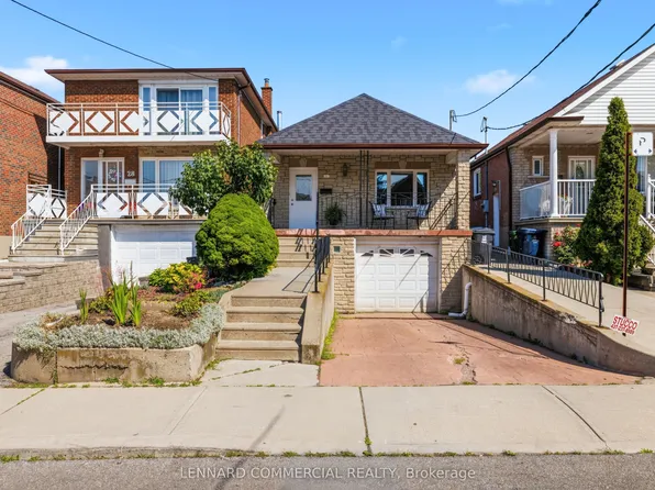 26 Jesmond Ave, Toronto, ON M6E 1V5
