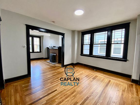 4th image of 56 Bradley Ave #1